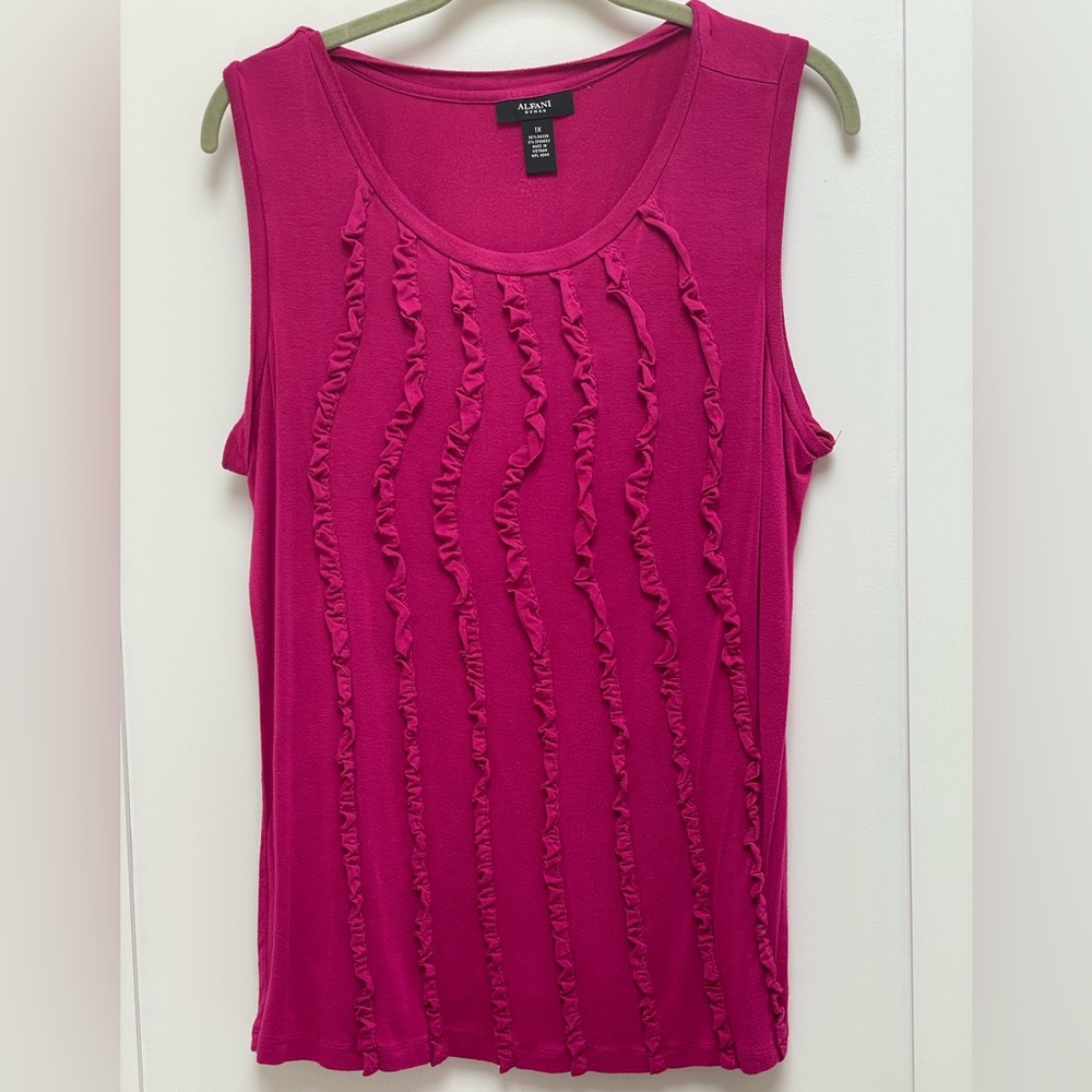 ☀️☀️2/$10 Alfani Fuchsia Pink Sleeveless Ruffled Front Tank Top